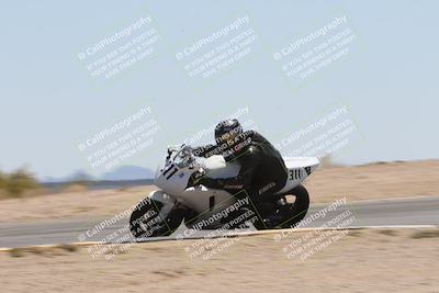 media/Apr-20-2025-CVMA (Sun) [[39090e8767]]/Race 9-Formula LW Twins Shootout/